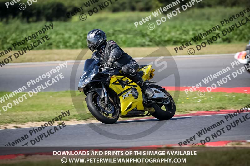 enduro digital images;event digital images;eventdigitalimages;no limits trackdays;peter wileman photography;racing digital images;snetterton;snetterton no limits trackday;snetterton photographs;snetterton trackday photographs;trackday digital images;trackday photos